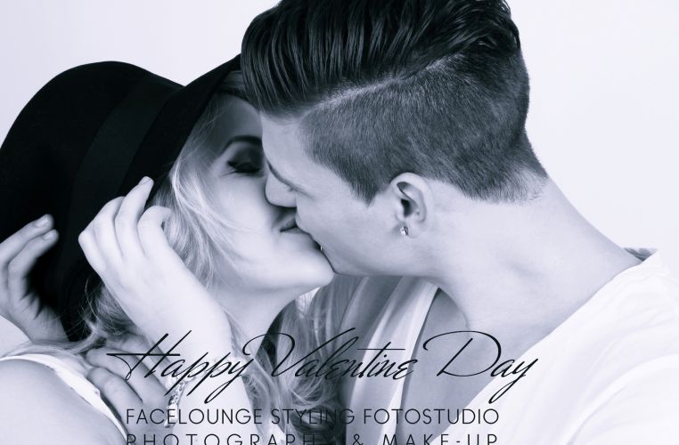Facelounge von Sima Koocheki ist spezialisiert auf Portrait, Beauty- und Modefotografie
portraitfotos-fotostudio-oldenburg-Facelounge-Portrait-Beauty-Bremen-fotografie-makeup-portfolio-foto-frau-mann.